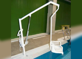 Стационарный подъемник для инвалидов (бассейн). Грузоподъемность 140 кг. Привод электрический, аккум