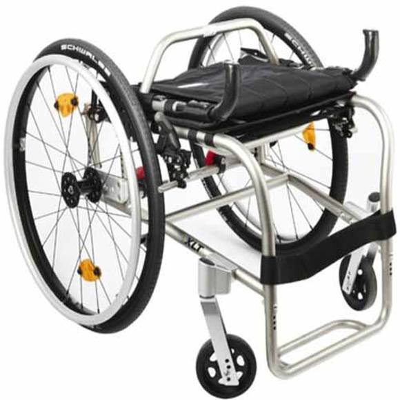 Кресла-коляска механическая Invacare REA с принадлежностями,  вариант исполнения XLT Swing, SN 02080
