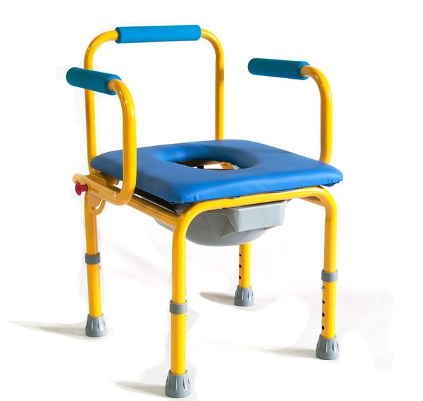 Стул-кресло с санитарным оснащением. FS 813