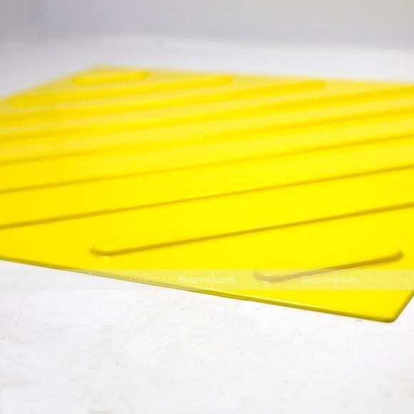 Плитка тактильная (смена направления движения, диагональ) 500х500х4, ПУ, желтый