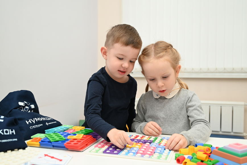 Младший дошкольный: комплект для групповых занятий (3-5 лет)